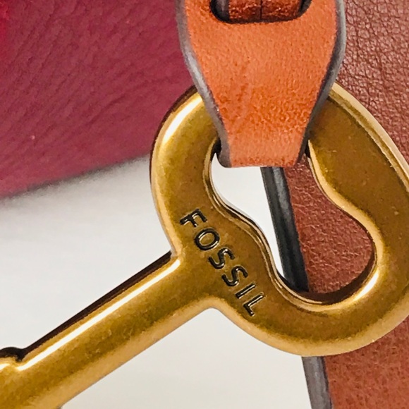 Fossil Leather Crossbody Bag - Picture 2 of 8